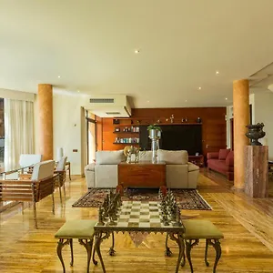 Villa Albella, San Agustín
