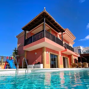 Luxury 5 Star Violetta With Amazing Sea View, Jacuzzi And Heated Pool Villa